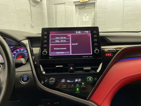 Used 2023 Toyota Camry XSE FWD image 14