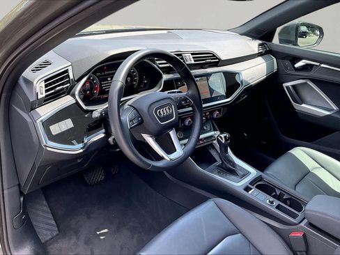 Used 2022 Audi Q3 2.0T Premium Plus w/ Premium Plus Package AWD/4WD image 18