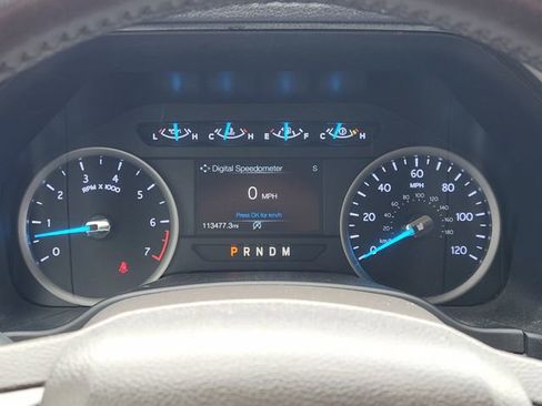 Used 2018 Ford Expedition XLT w/ Equipment Group 201A RWD image 13