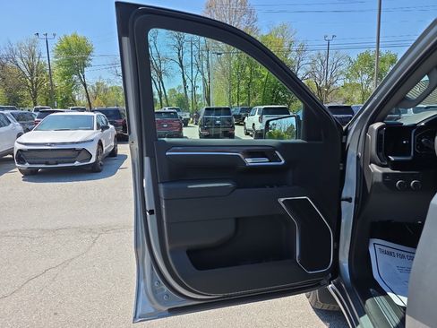 New 2026 Chevrolet Silverado 1500 LT AWD/4WD image 13