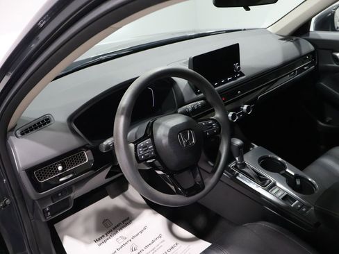 Used 2023 Honda Civic LX image 17