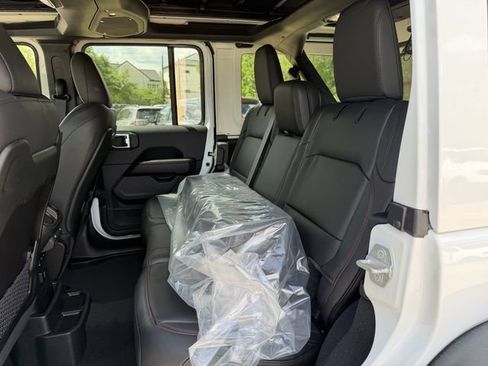 New 2026 Jeep Wrangler Unlimited Rubicon 392 AWD/4WD image 17