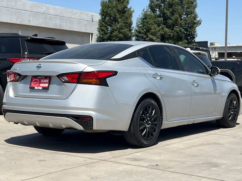 Used 2021 Nissan Altima 2.5 S w/ Driver Assist Package FWD image 3