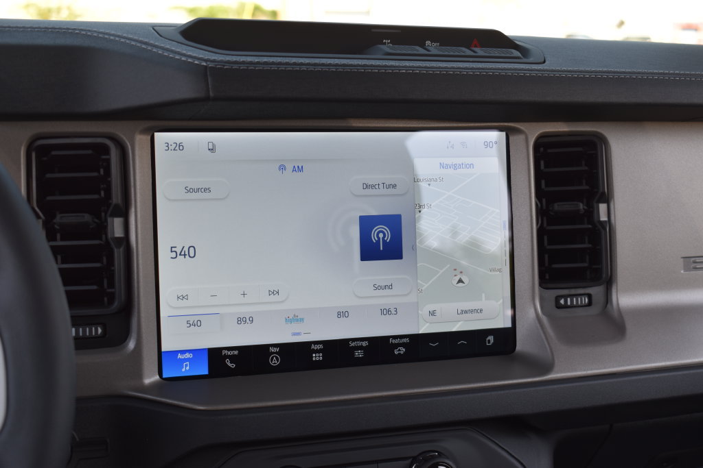 New 2026 Ford Bronco Outer Banks AWD/4WD image 18