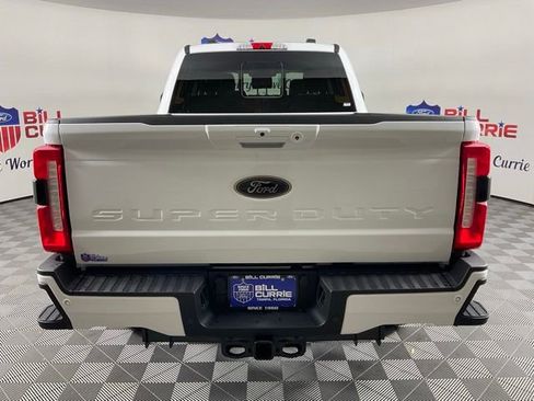 New 2026 Ford F250 Lariat w/ Black Appearance Package image 4