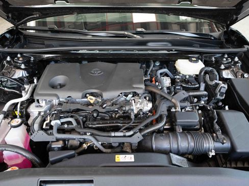 Used 2026 Toyota Camry LE FWD image 30