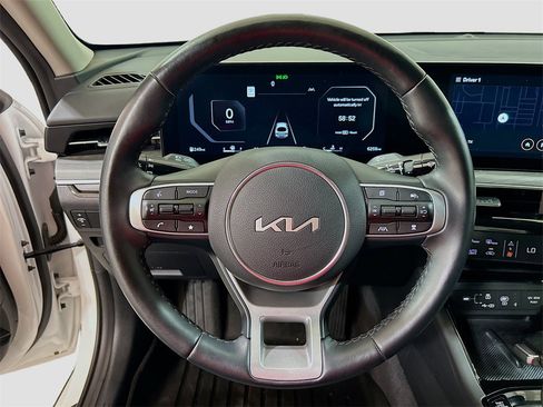 Used 2025 Kia K5 EX image 9