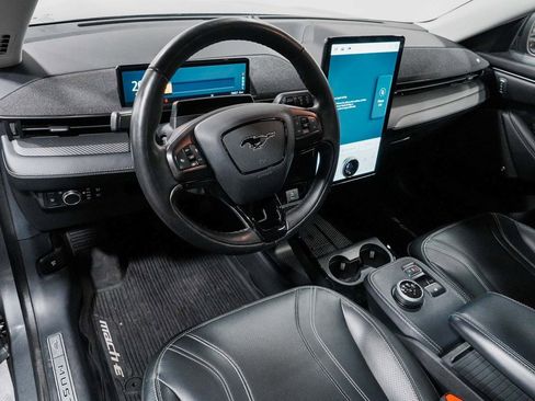 Used 2021 Ford Mustang Mach-E Premium image 16