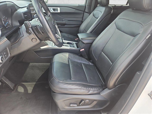 Used 2020 Ford Explorer Limited RWD image 16