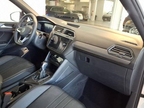 Certified 2023 Volkswagen Tiguan SE R-Line FWD image 20