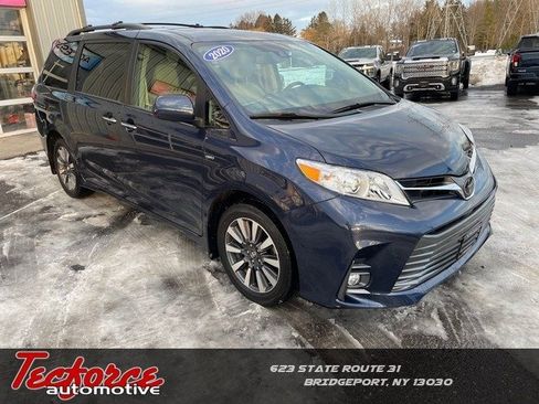 Used 2020 Toyota Sienna XLE Premium image 1