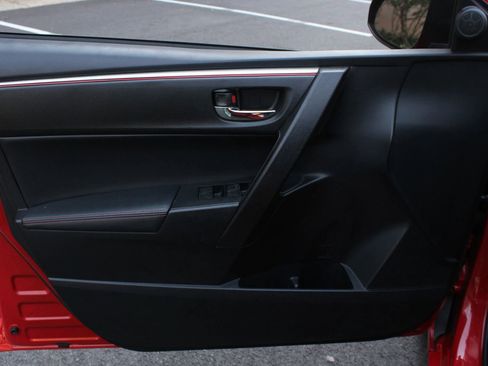 Used 2016 Toyota Corolla S Special Edition image 15