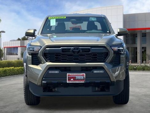 New 2026 Toyota Tacoma TRD Off-Road AWD/4WD image 9