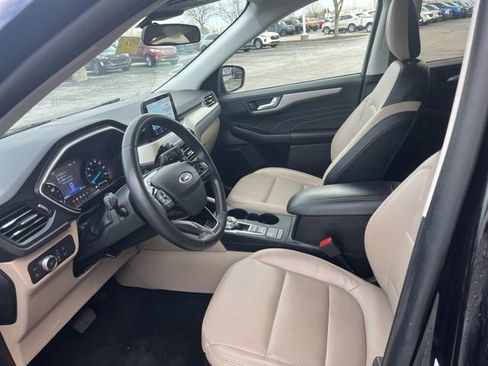 Used 2022 Ford Escape SEL image 22