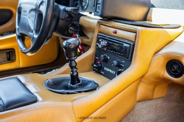 Used 1991 Lotus Esprit SE RWD image 29