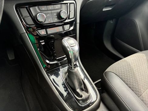 Used 2018 Buick Encore Preferred AWD/4WD image 26