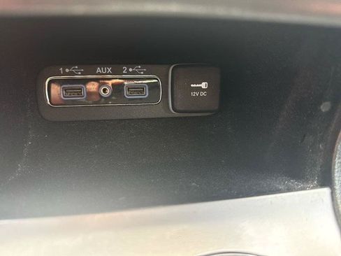 Used 2018 Jeep Grand Cherokee Limited RWD image 12