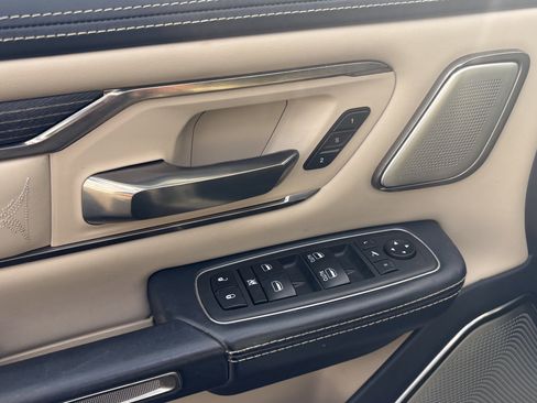 Used 2019 RAM 1500 Limited image 17