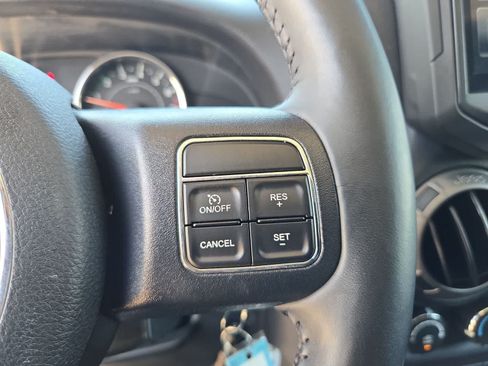 Used 2017 Jeep Wrangler Unlimited Sport w/ Quick Order Package 24S AWD/4WD image 23