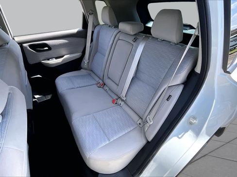 Certified 2023 Nissan Rogue SV FWD image 19