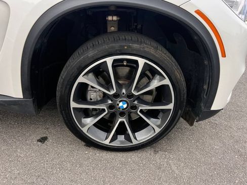 Used 2018 BMW X5 xDrive40e w/ Driving Assistance Package AWD/4WD image 40