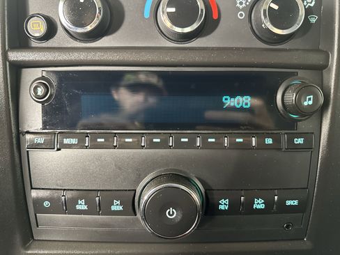 Used 2022 Chevrolet Express 2500 w/ Driver Convenience Package image 20