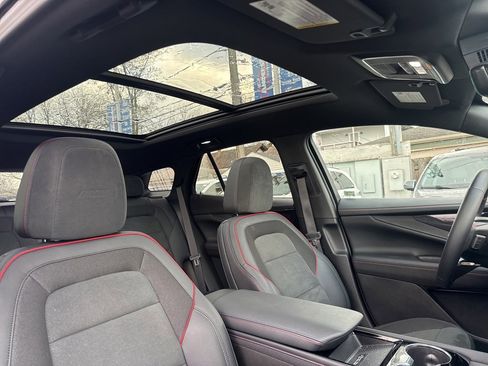 Certified 2024 Chevrolet Blazer EV RS image 21