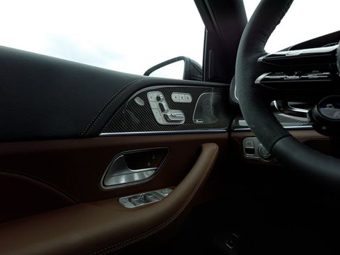 New 2026 Mercedes-Benz GLE 53 AMG 4MATIC Coupe image 48