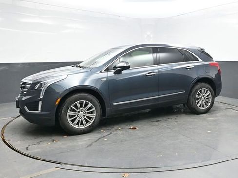 Used 2019 Cadillac XT5 Luxury image 3
