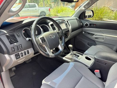 Used 2013 Toyota Tacoma PreRunner w/ TRD Sport Pkg RWD image 6