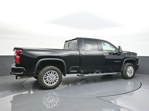 Used 2020 Chevrolet Silverado 3500 High Country w/ Z71 Off-Road Package image 16
