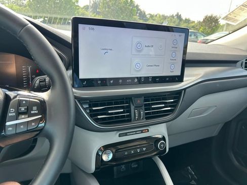 Used 2023 Ford Escape SE FWD image 30