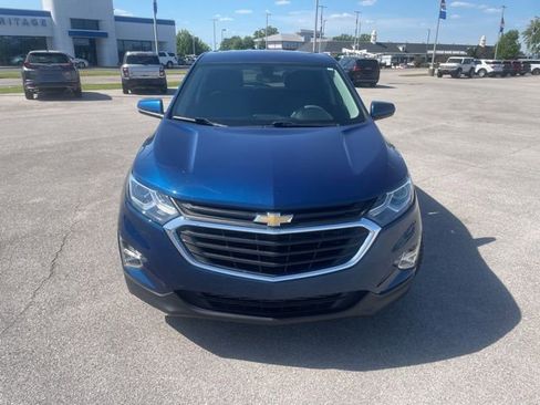 Used 2019 Chevrolet Equinox LT FWD image 3