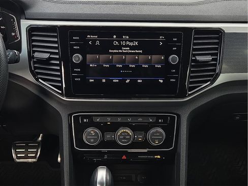 Used 2023 Volkswagen Atlas Cross Sport SEL R-Line image 11