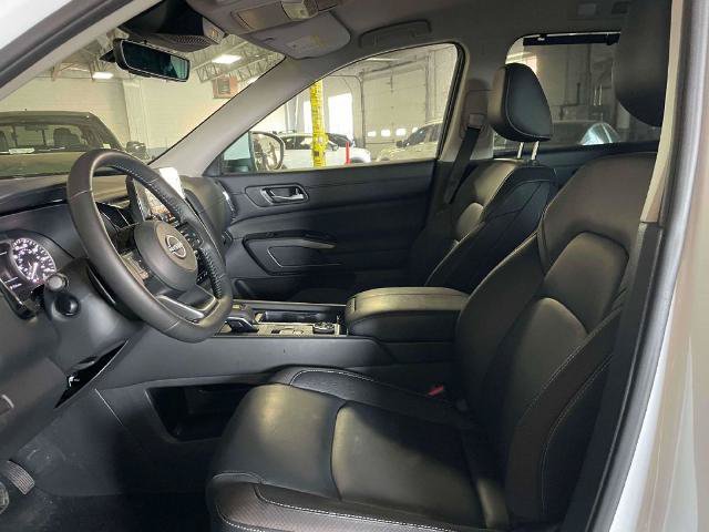 Certified 2025 Nissan Pathfinder SL AWD/4WD image 17