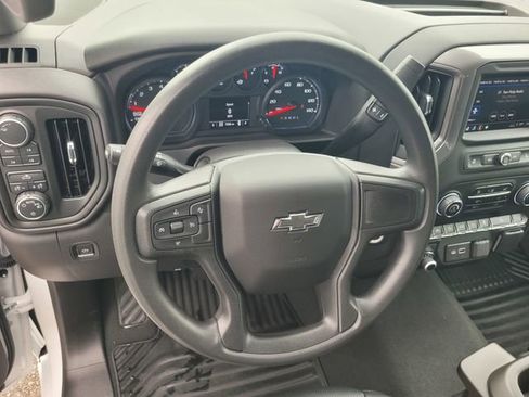 Used 2022 Chevrolet Silverado 1500 Custom Trail Boss image 30