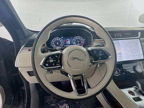 New 2026 Jaguar F-PACE R-Dynamic S AWD/4WD image 11