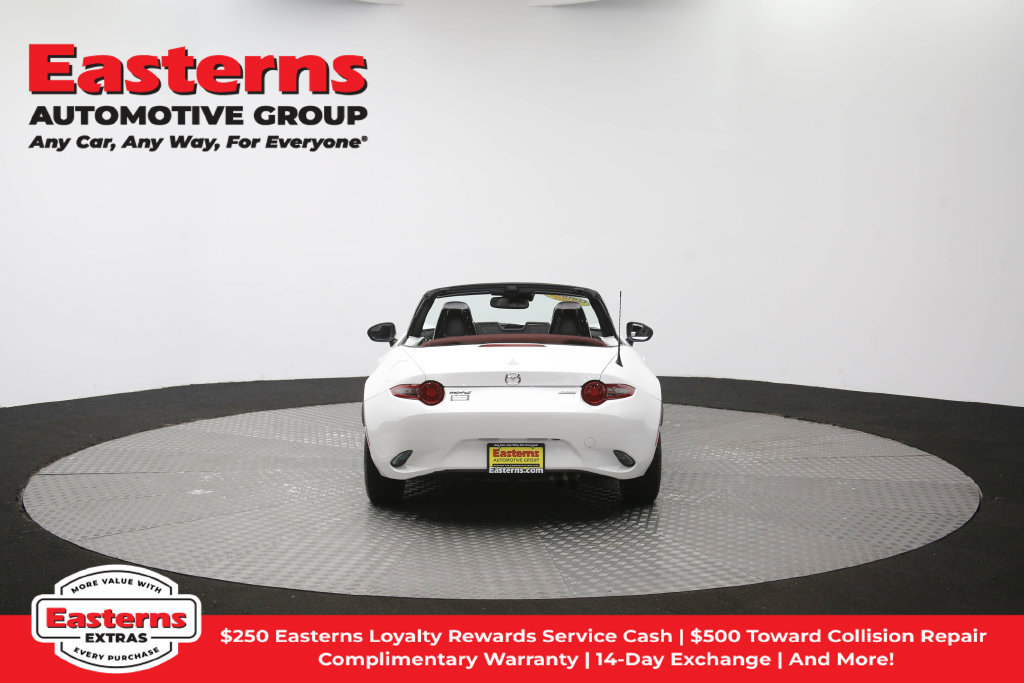Used 2018 MAZDA MX-5 Miata Grand Touring RWD image 36