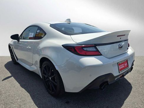 New 2026 Toyota GR86 Premium RWD image 5