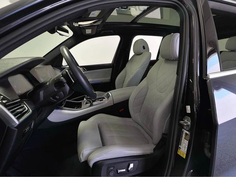 Used 2023 BMW X5 sDrive40i w/ Climate Comfort Package RWD image 8