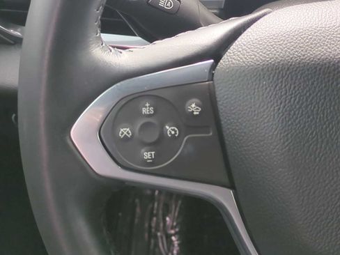 Used 2022 Chevrolet Traverse LT w/ Midnight/Sport Edition FWD image 15