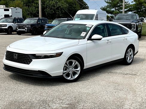 Used 2024 Honda Accord LX image 6