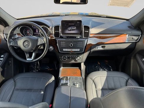 Used 2019 Mercedes-Benz GLS 450 4MATIC image 18