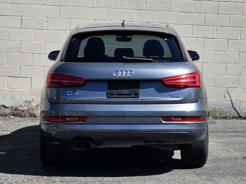 Used 2017 Audi Q3 2.0T Premium Plus w/ Premium Plus Package AWD/4WD image 4