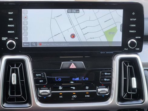 Used 2022 Kia Sorento S w/ Panoramic Sunroof Package FWD image 21