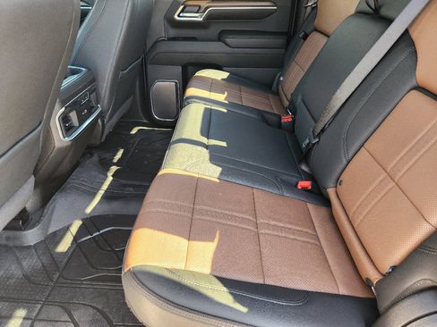 Certified 2024 Chevrolet Silverado 1500 High Country w/ High Country Premium Package image 32