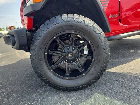 Used 2018 Jeep Wrangler Unlimited Rubicon AWD/4WD image 29