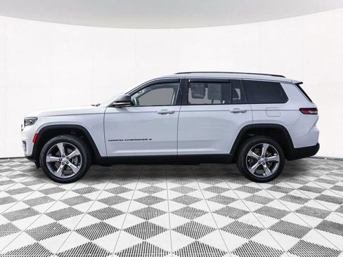 Used 2021 Jeep Grand Cherokee L Limited AWD/4WD image 17