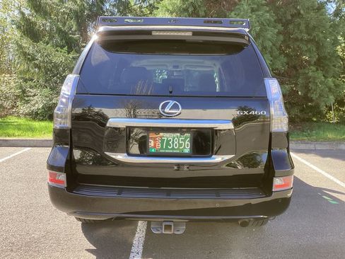 Used 2018 Lexus GX 460 Premium w/ Premium Package AWD/4WD image 18