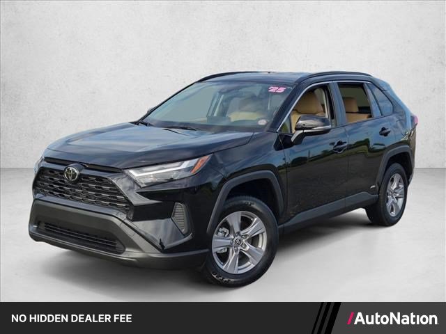 Certified 2025 Toyota RAV4 XLE AWD/4WD image 1